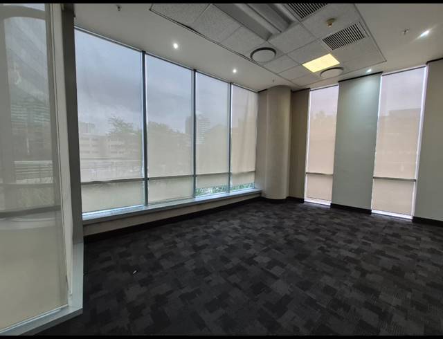 560M² OFFICE TO LET IN SANDTON CENTRAL